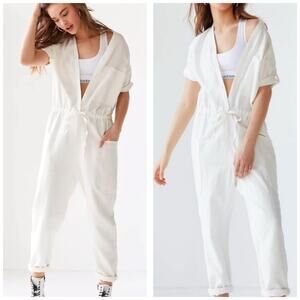 CAARA Keep It Cool Jumpsuit Size XS White Oversized Cargo Utility Lagenlook